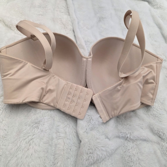 Victoria's Secret Pink Tan Seamless Bra Molded Cup Removeable Straps - Picture 5 of 5